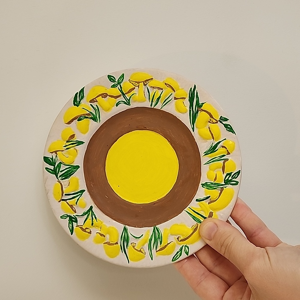 Pair of vintage mushroom plates - Picture 5 of 8